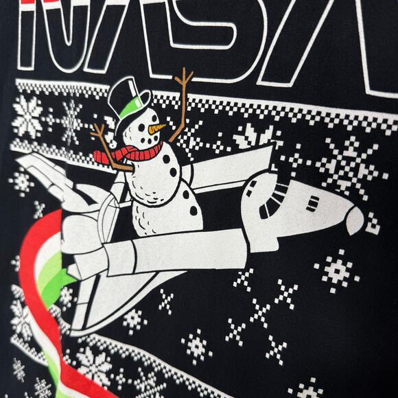 Fifth Sun NASA Rocket Snowman Ugly Christmas Sweater Graphic Tee Size Medium - Picture 4 of 5